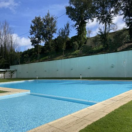 Apart T3 Com Piscina Tenis Ginasio E Parq Infant Lissabon Buitenkant foto